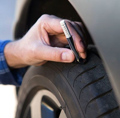 Tread-Depth-Measurement-cropped-1947-1073.jpg
